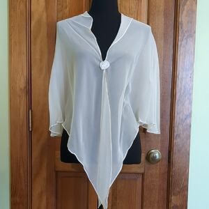 Elegant Sheer Cream Women's Capelet
